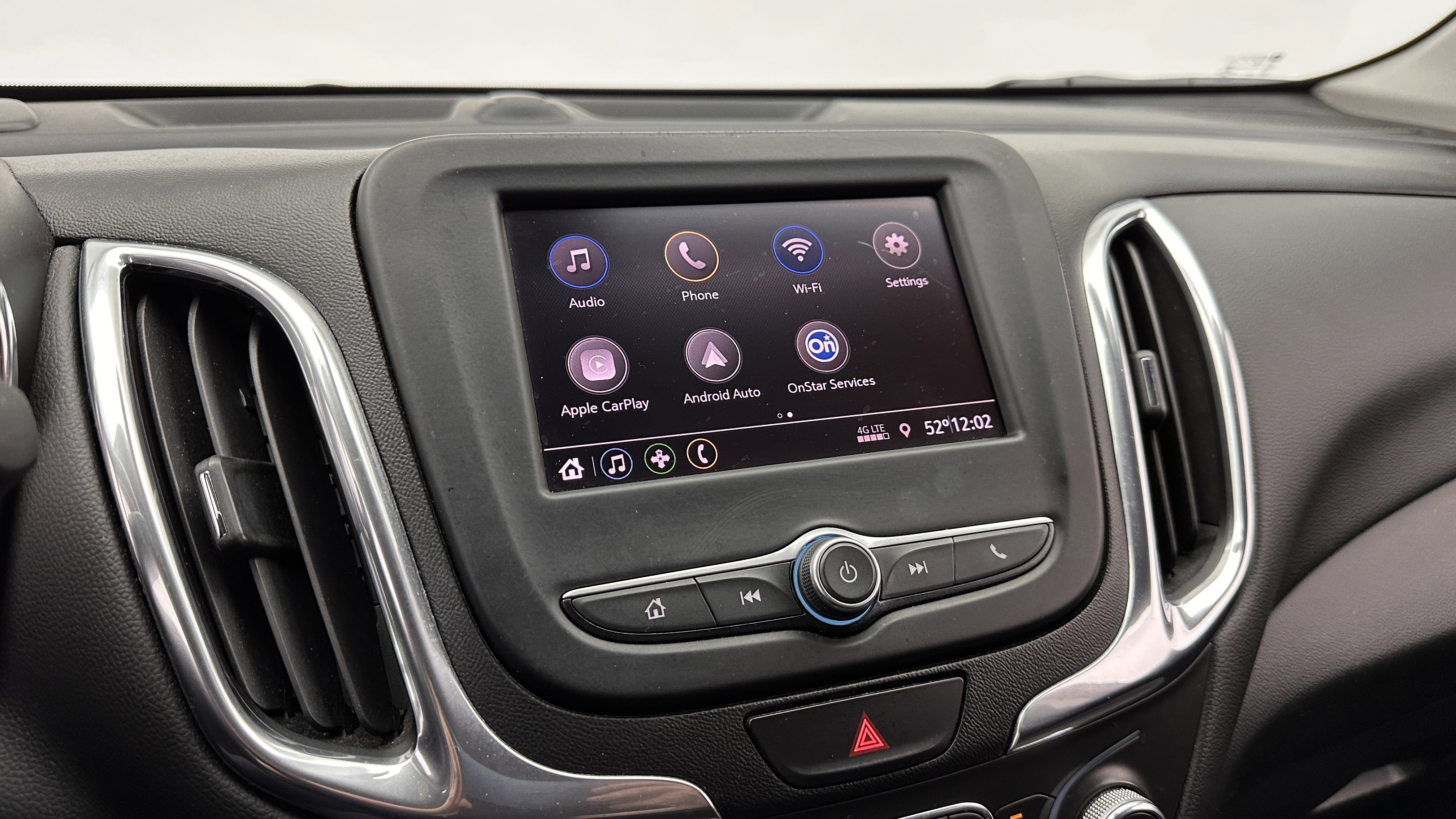 Used 2021 Chevrolet Equinox LT image 16