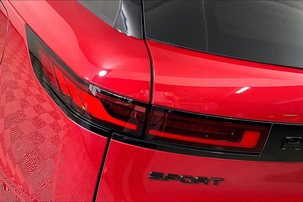 Used 2025 Land Rover Range Rover Sport Dynamic SE image 28