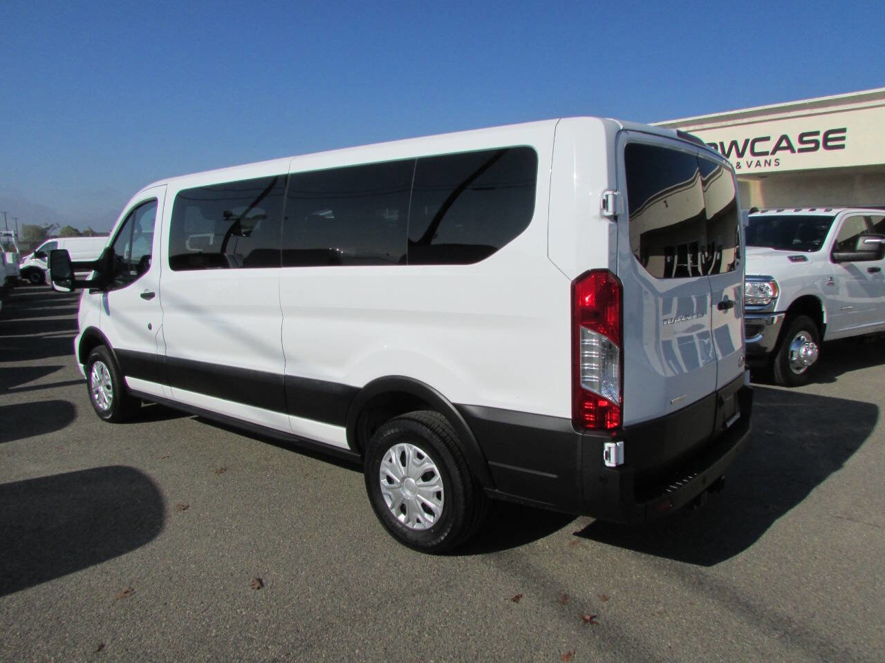 Used 2022 Ford Transit 350 XLT image 10