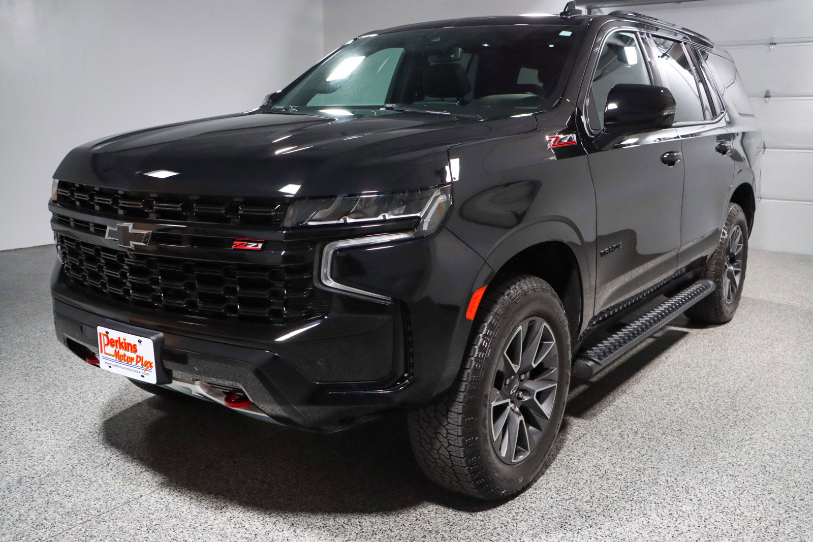 Used 2023 Chevrolet Tahoe Z71 w/ Luxury Package image 37