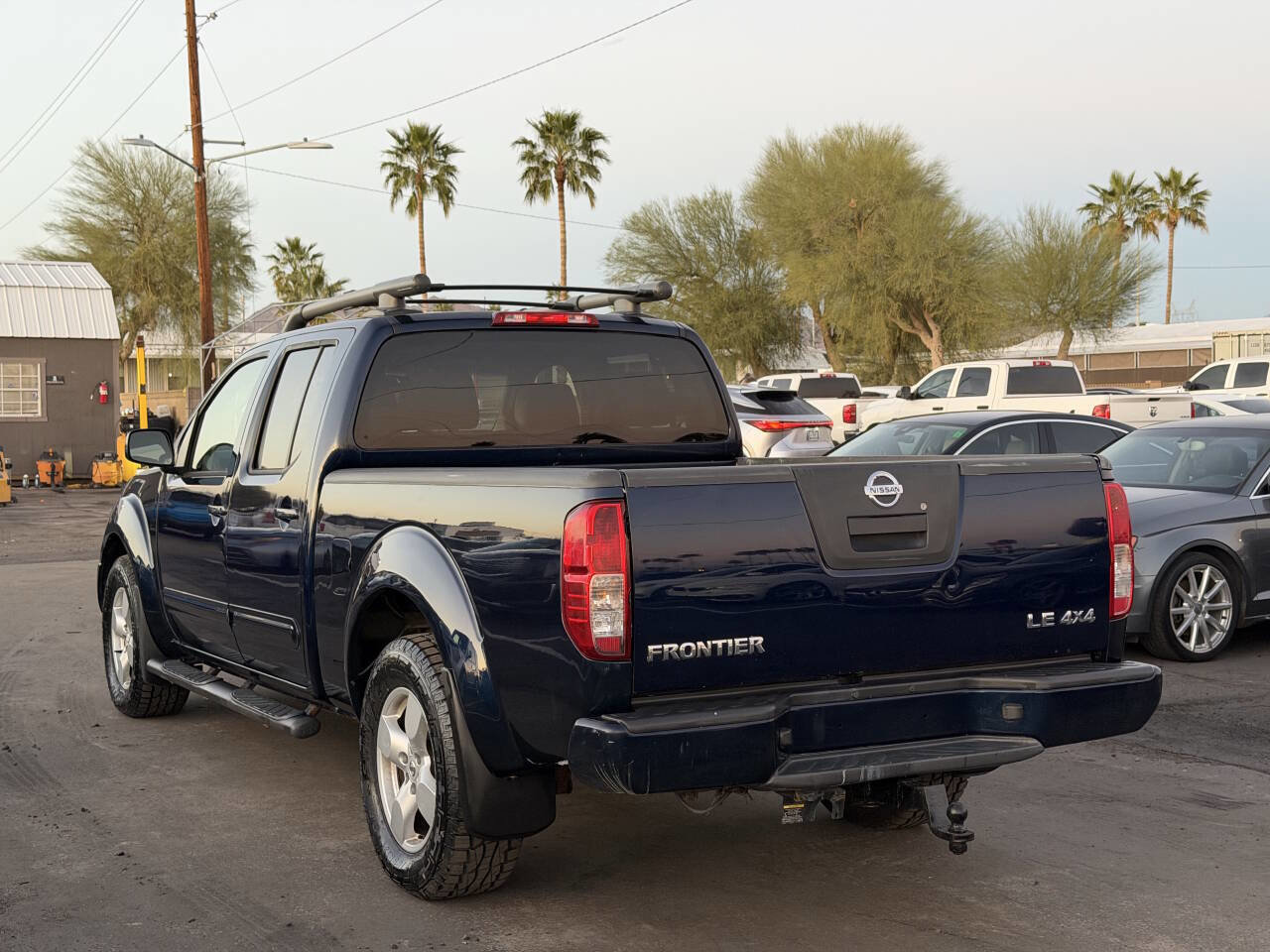 Used 2008 Nissan Frontier LE w/ Leather Pkg image 6