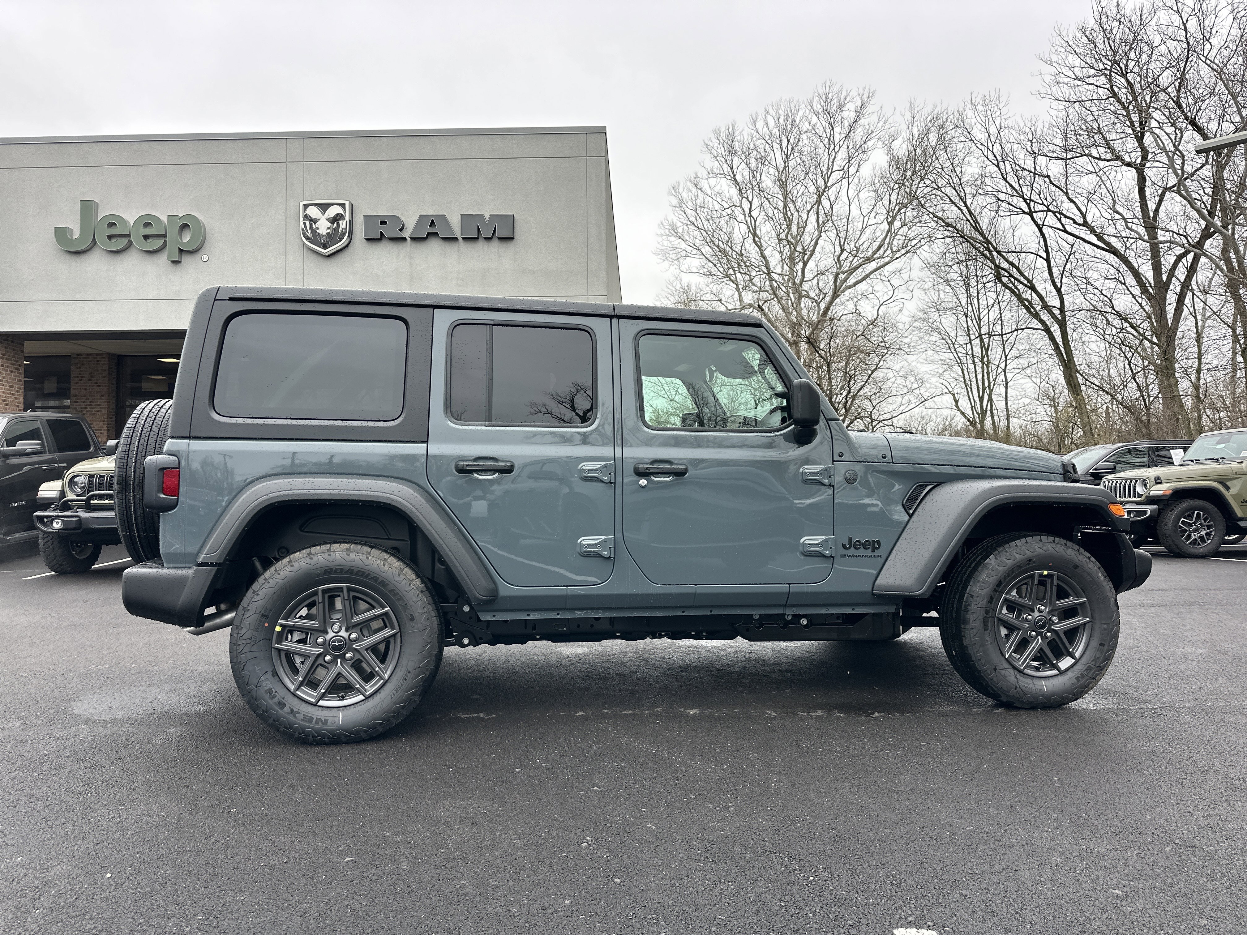 New 2026 Jeep Wrangler Unlimited Sport AWD/4WD image 17