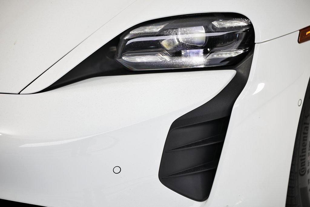 Certified 2024 Porsche Taycan GTS image 11