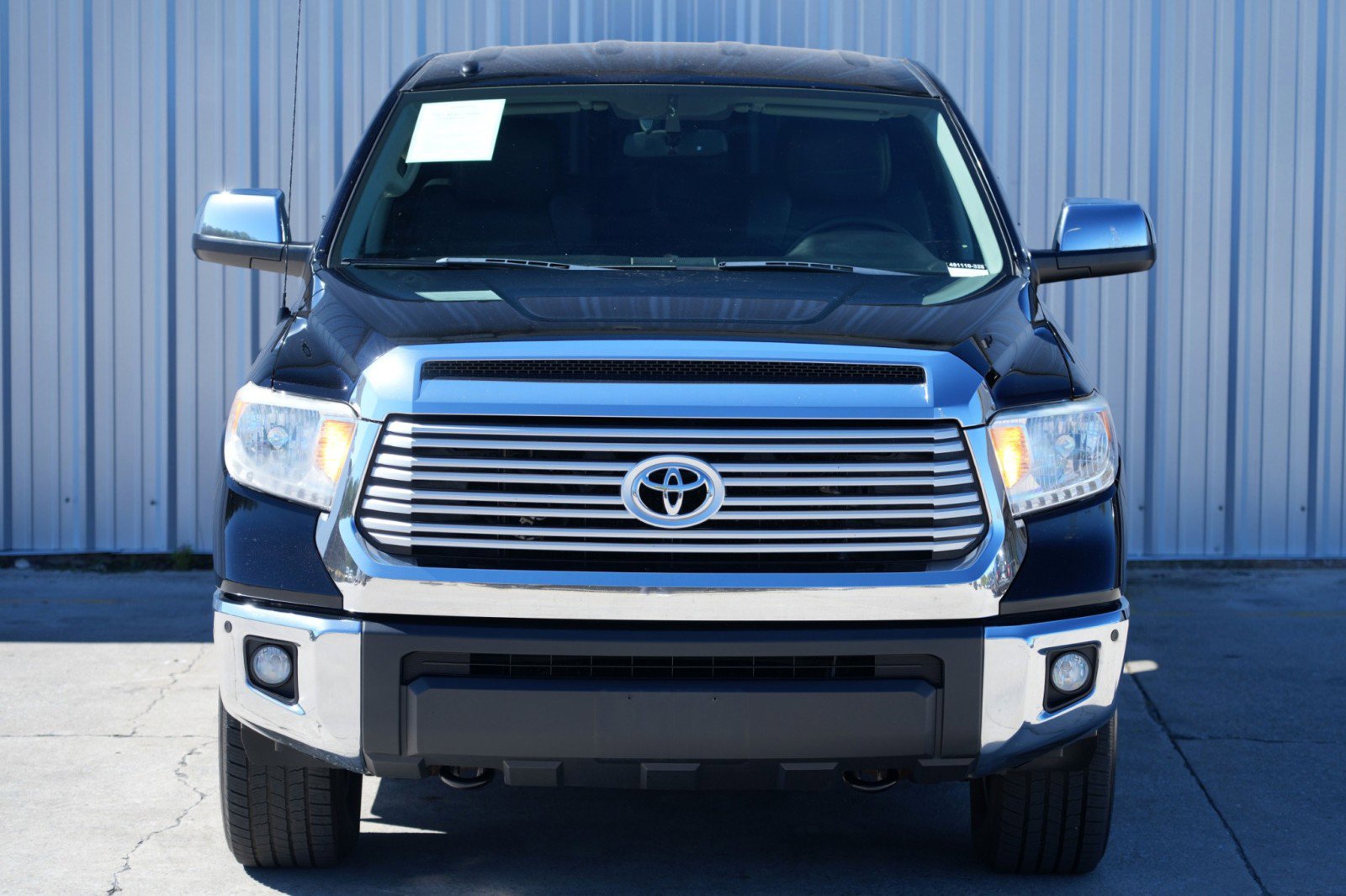 Used 2015 Toyota Tundra Limited w/ Limited Premium Package image 42