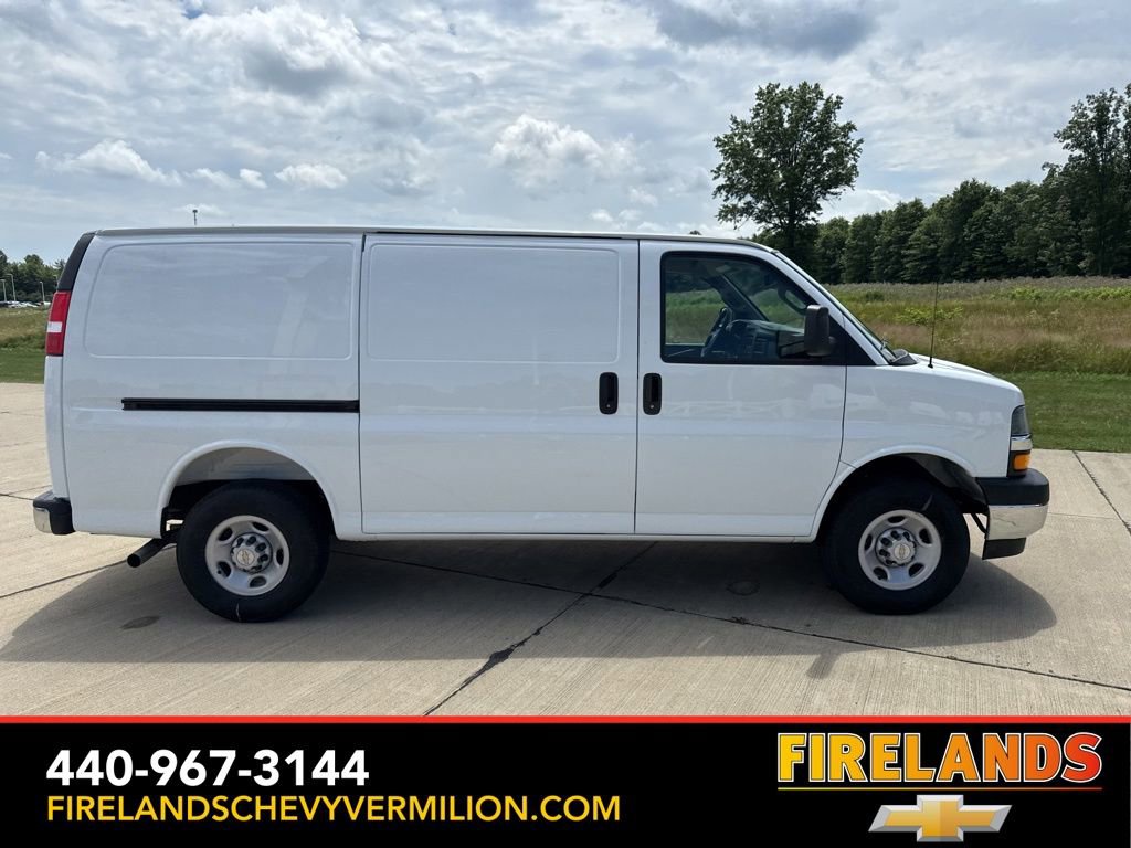 New 2025 Chevrolet Express 2500 w/ Driver Convenience Package image 10