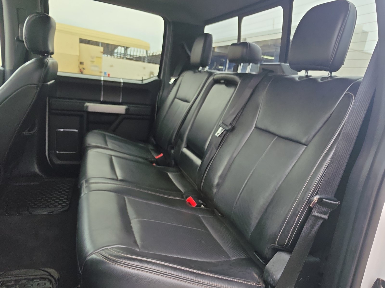 Used 2020 Ford F250 Lariat w/ Lariat Ultimate Package AWD/4WD image 24
