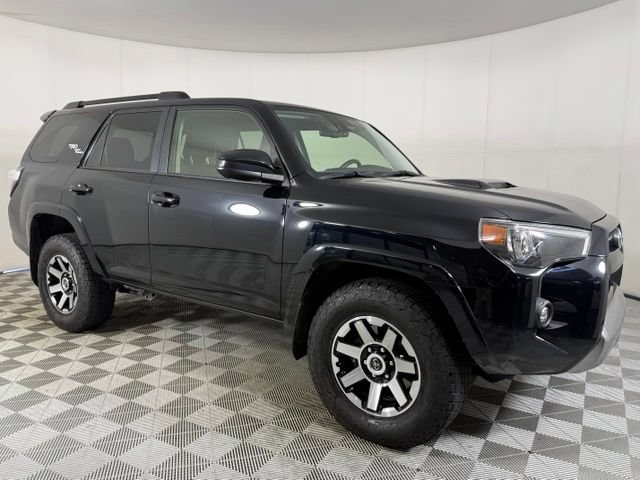 Used 2022 Toyota 4Runner TRD Off-Road AWD/4WD image 14