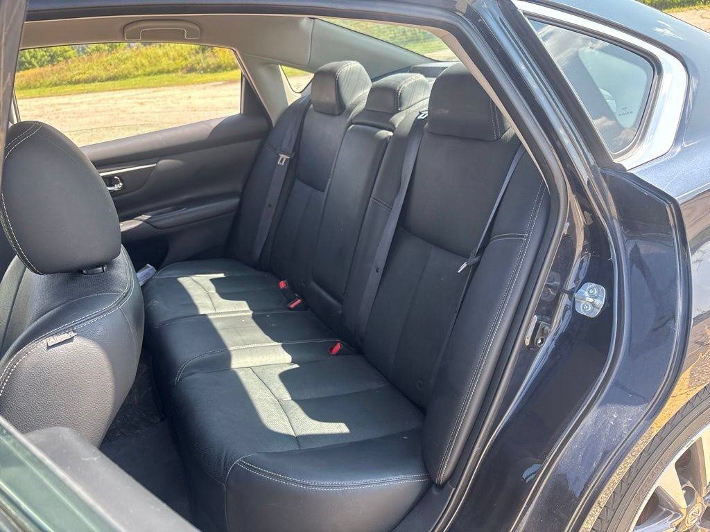 Used 2017 Nissan Altima 2.5 SL FWD image 23