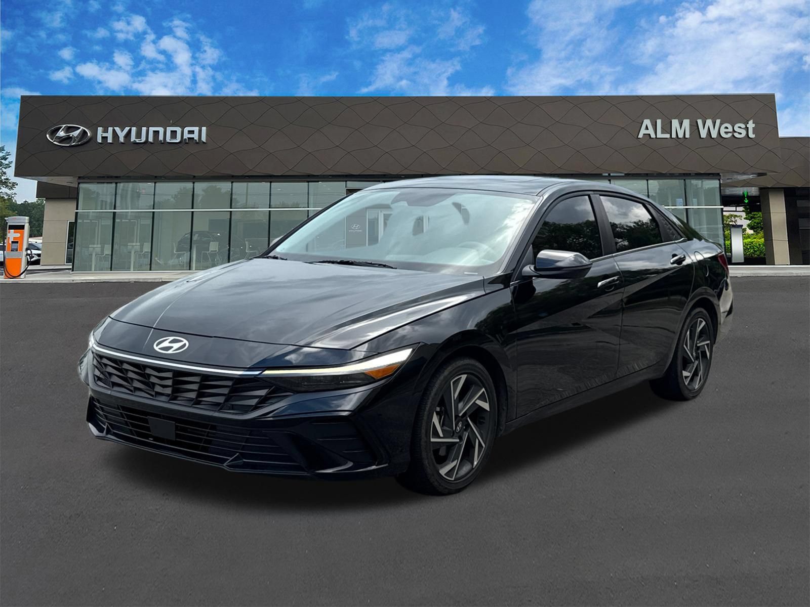 Certified 2025 Hyundai Elantra Limited FWD image 1