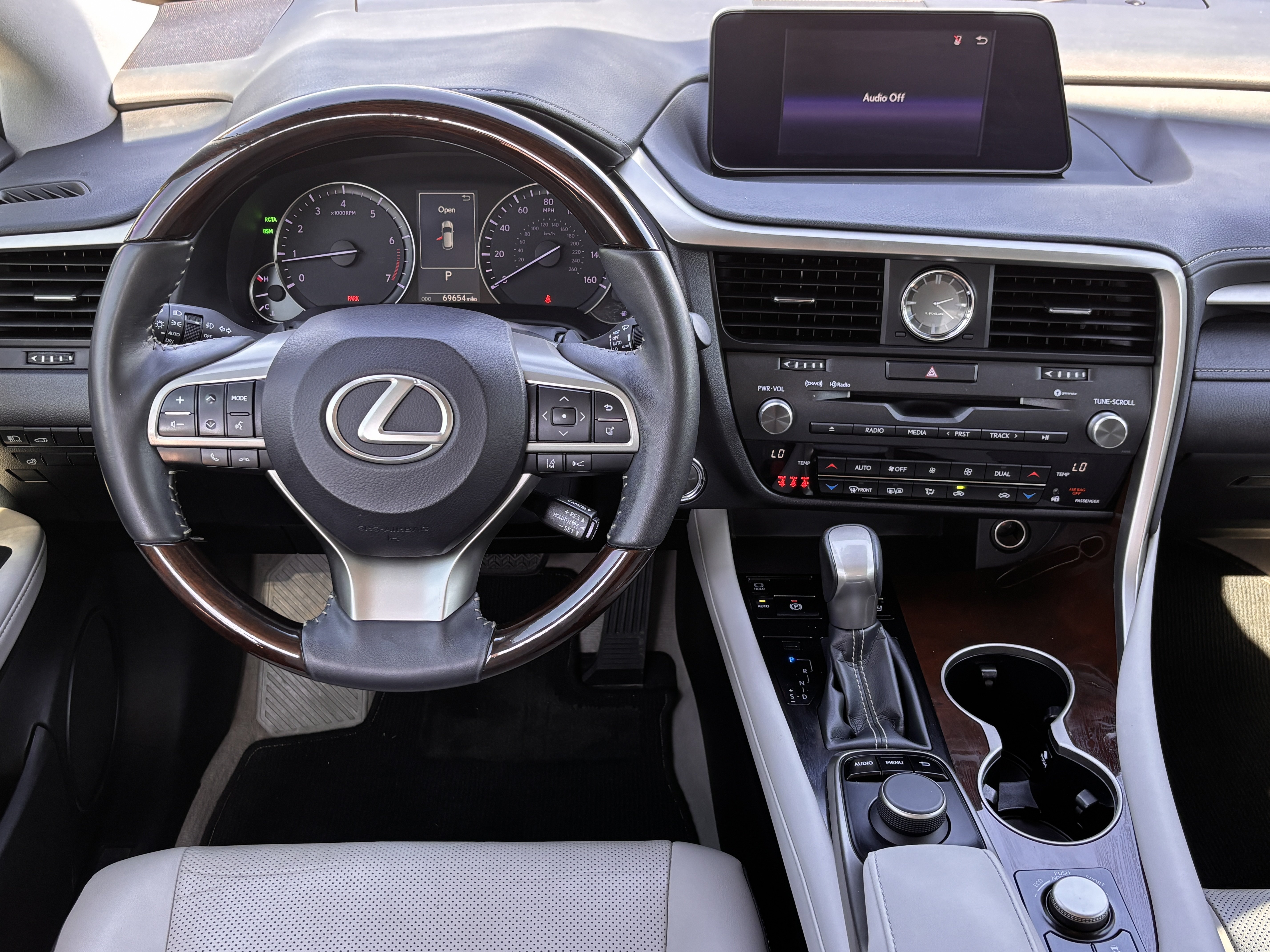 Used 2018 Lexus RX 350 FWD w/ Premium Package image 18