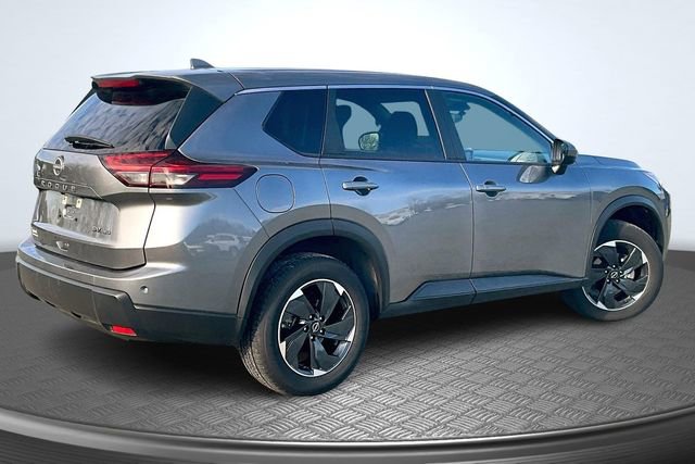 Used 2024 Nissan Rogue SV image 6