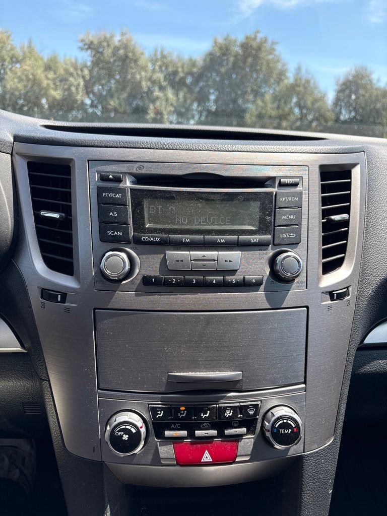 Used 2012 Subaru Outback 2.5i Premium AWD/4WD image 12