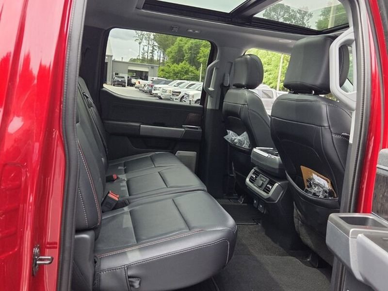 Used 2022 Ford F150 Lariat w/ Equipment Group 502A High AWD/4WD image 16