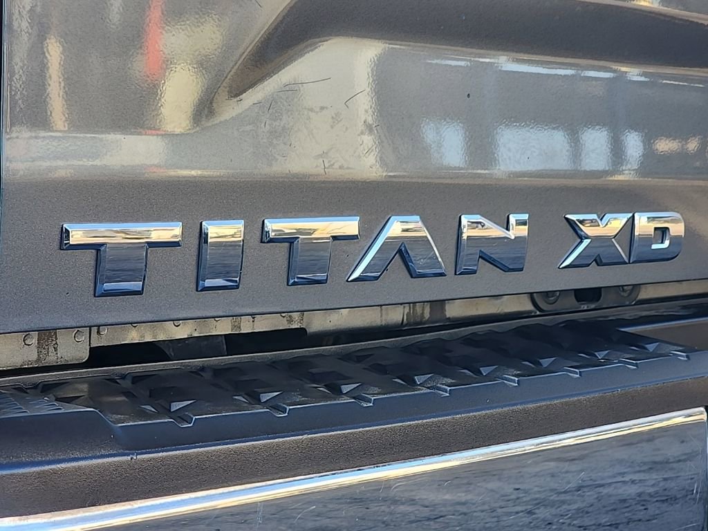 Used 2016 Nissan Titan SV RWD image 34