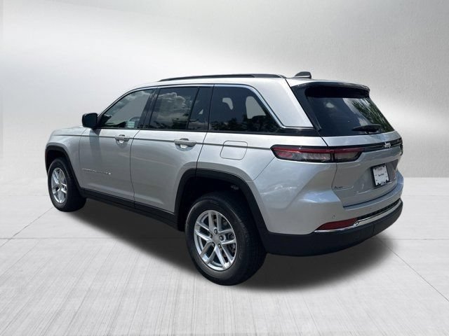 New 2026 Jeep Grand Cherokee Laredo X RWD image 7