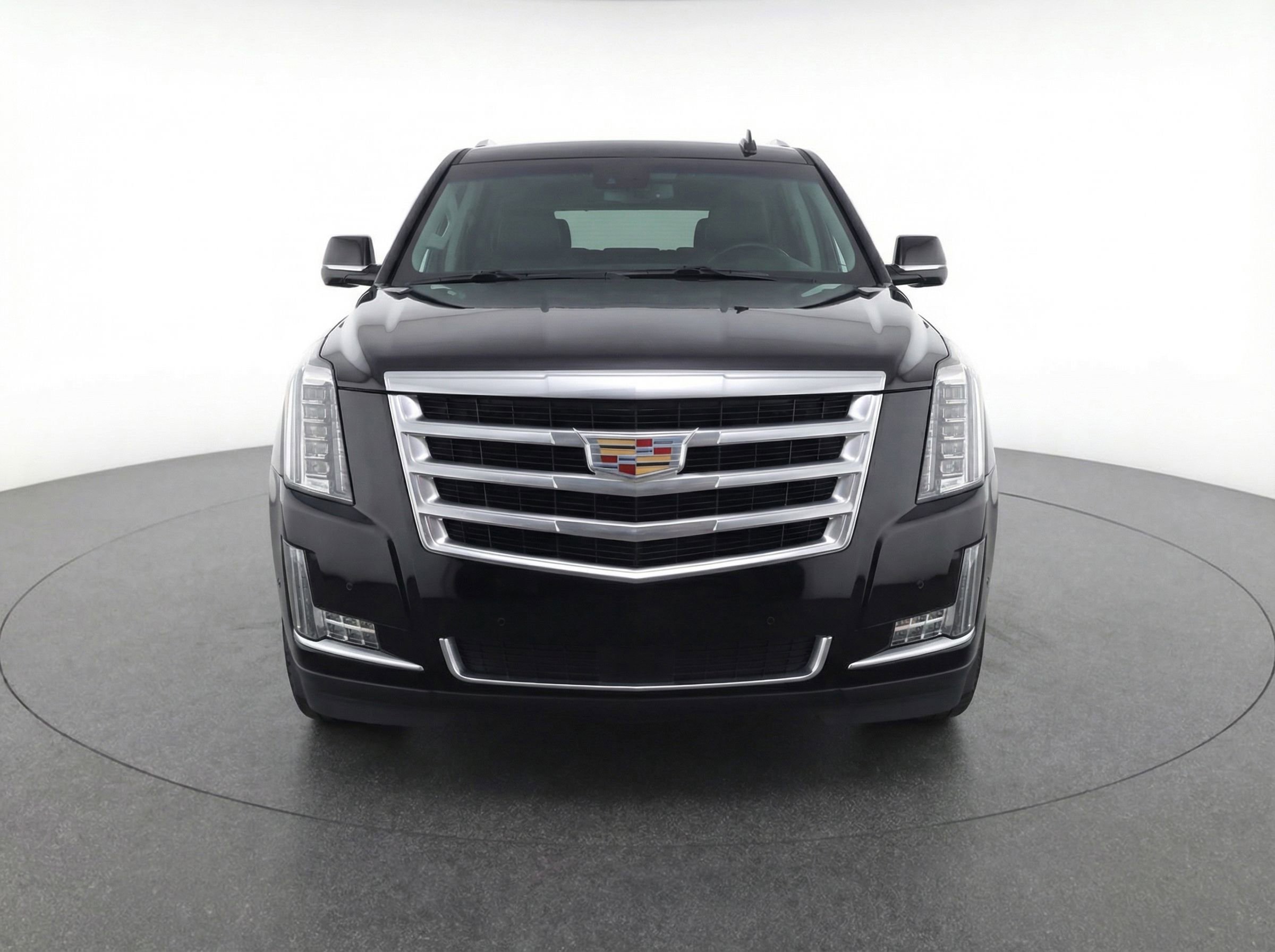 Used 2018 Cadillac Escalade 2WD image 5
