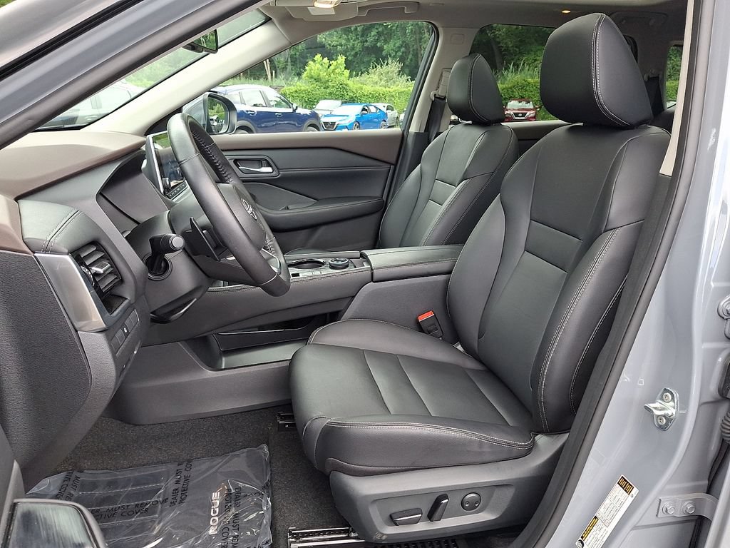 Certified 2023 Nissan Rogue SL AWD/4WD image 15
