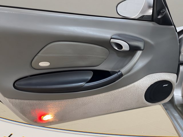 Used 2004 Porsche Boxster RWD image 44