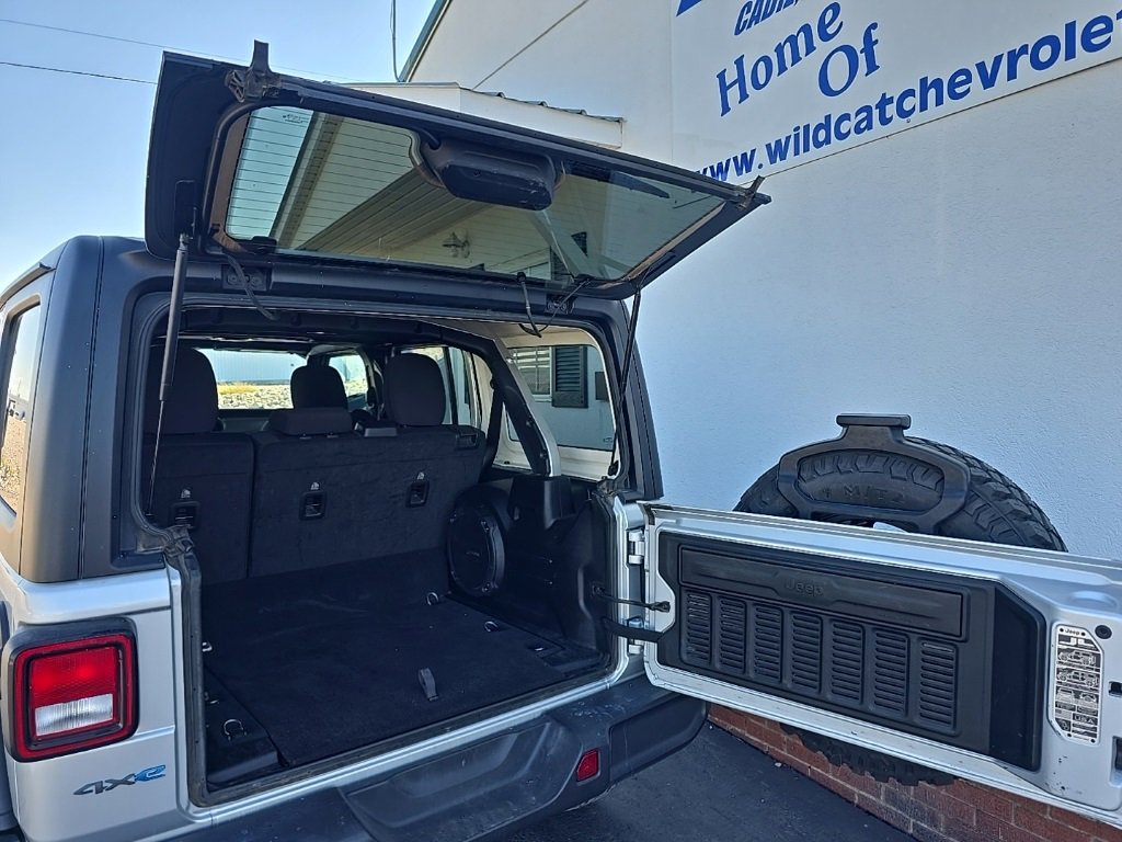 Used 2023 Jeep Wrangler Unlimited image 18