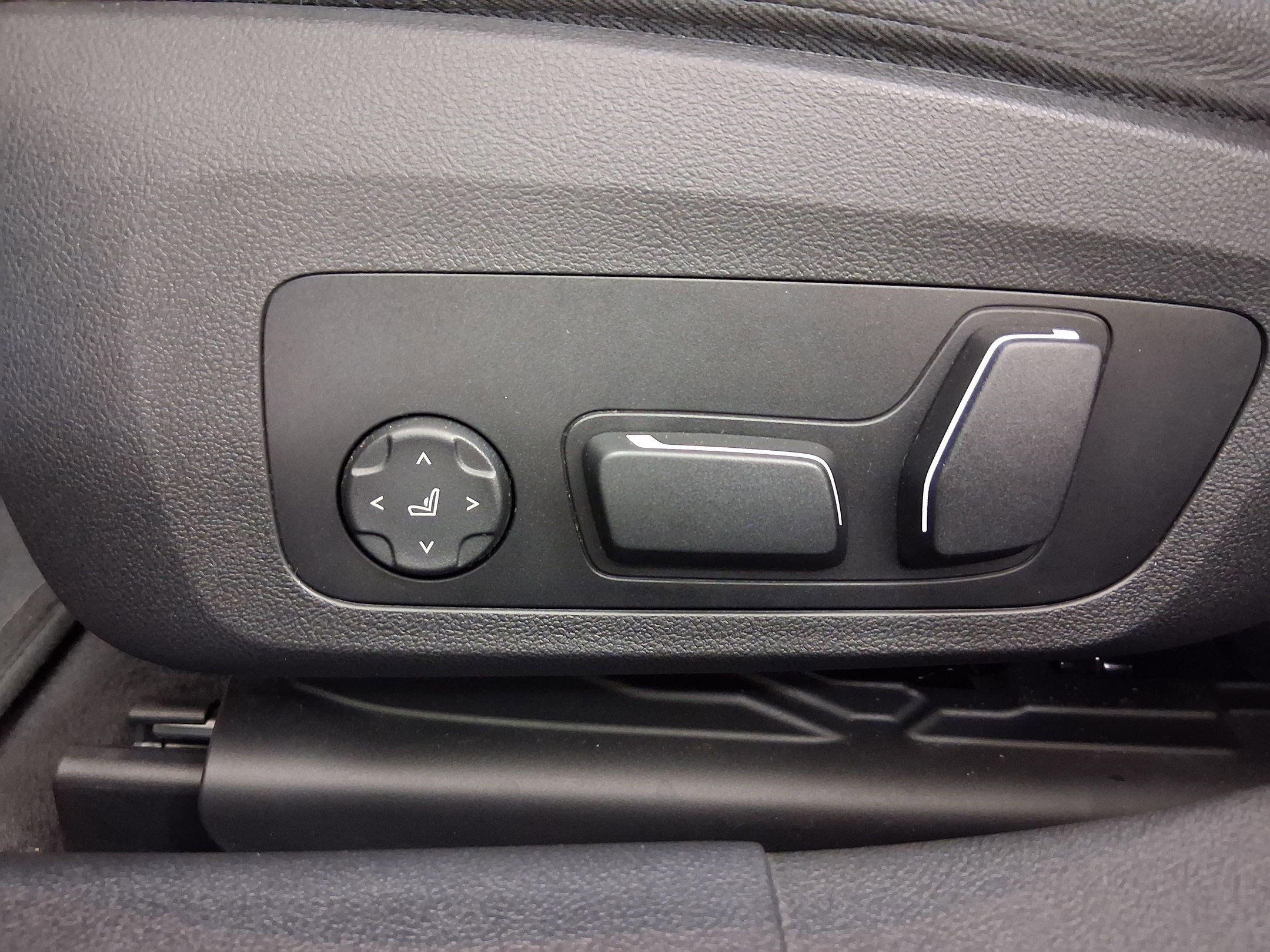 Certified 2024 BMW i4 eDrive35 w/ Premium Package RWD image 13