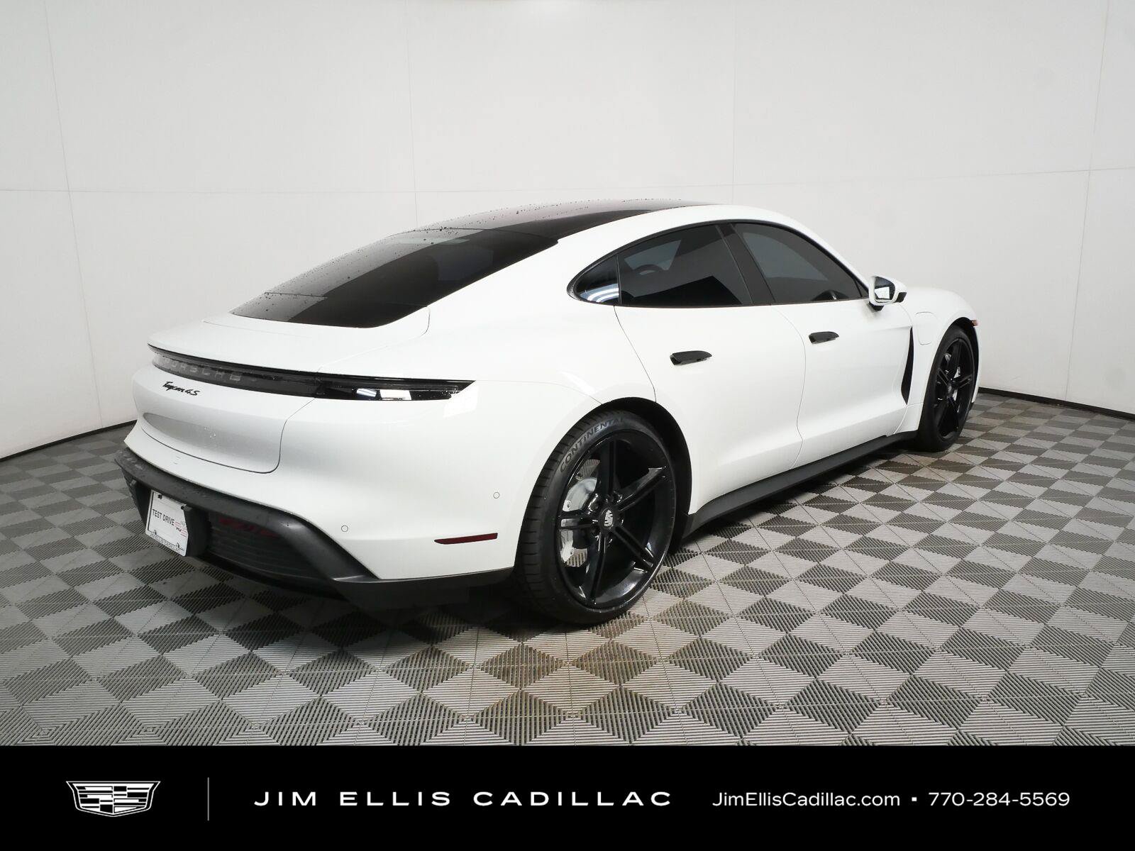 Used 2022 Porsche Taycan 4S AWD/4WD image 3