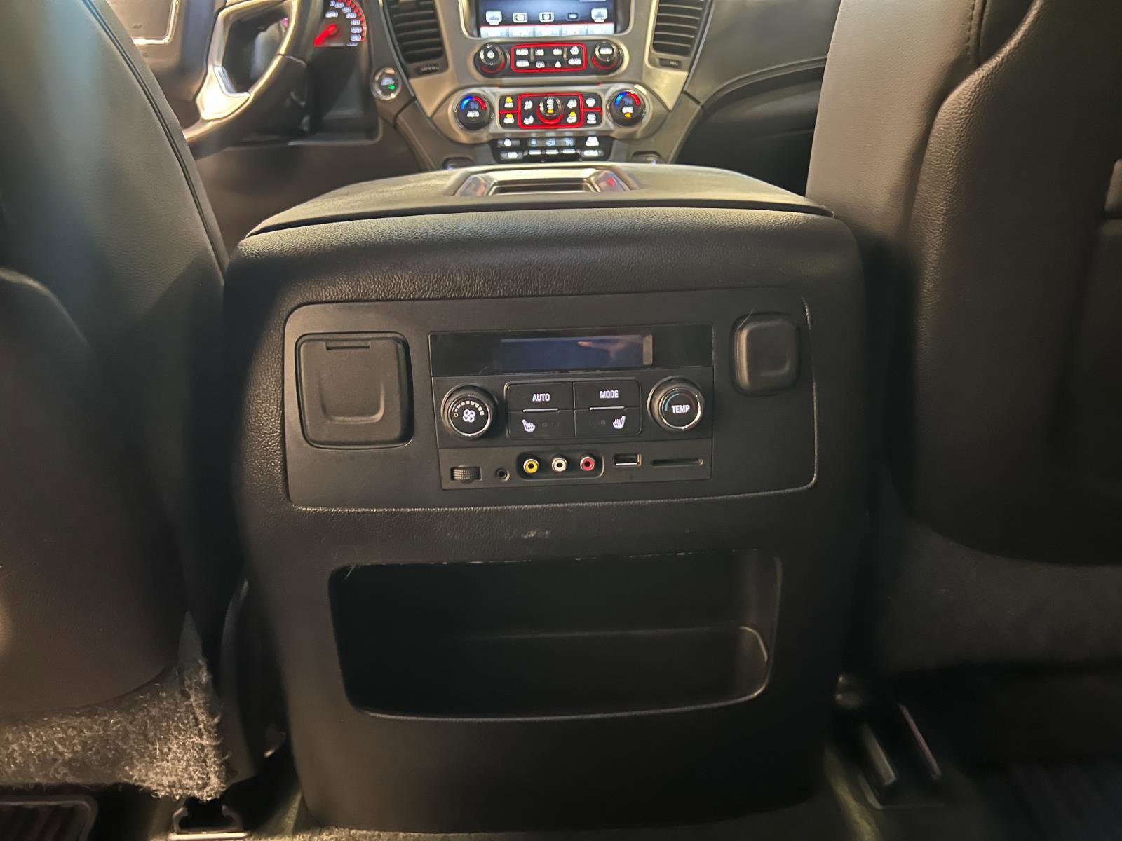 Used 2015 GMC Yukon SLT w/ Open Road Package image 30