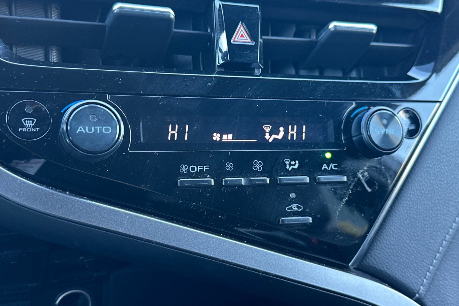 Used 2023 Toyota Camry SE image 27