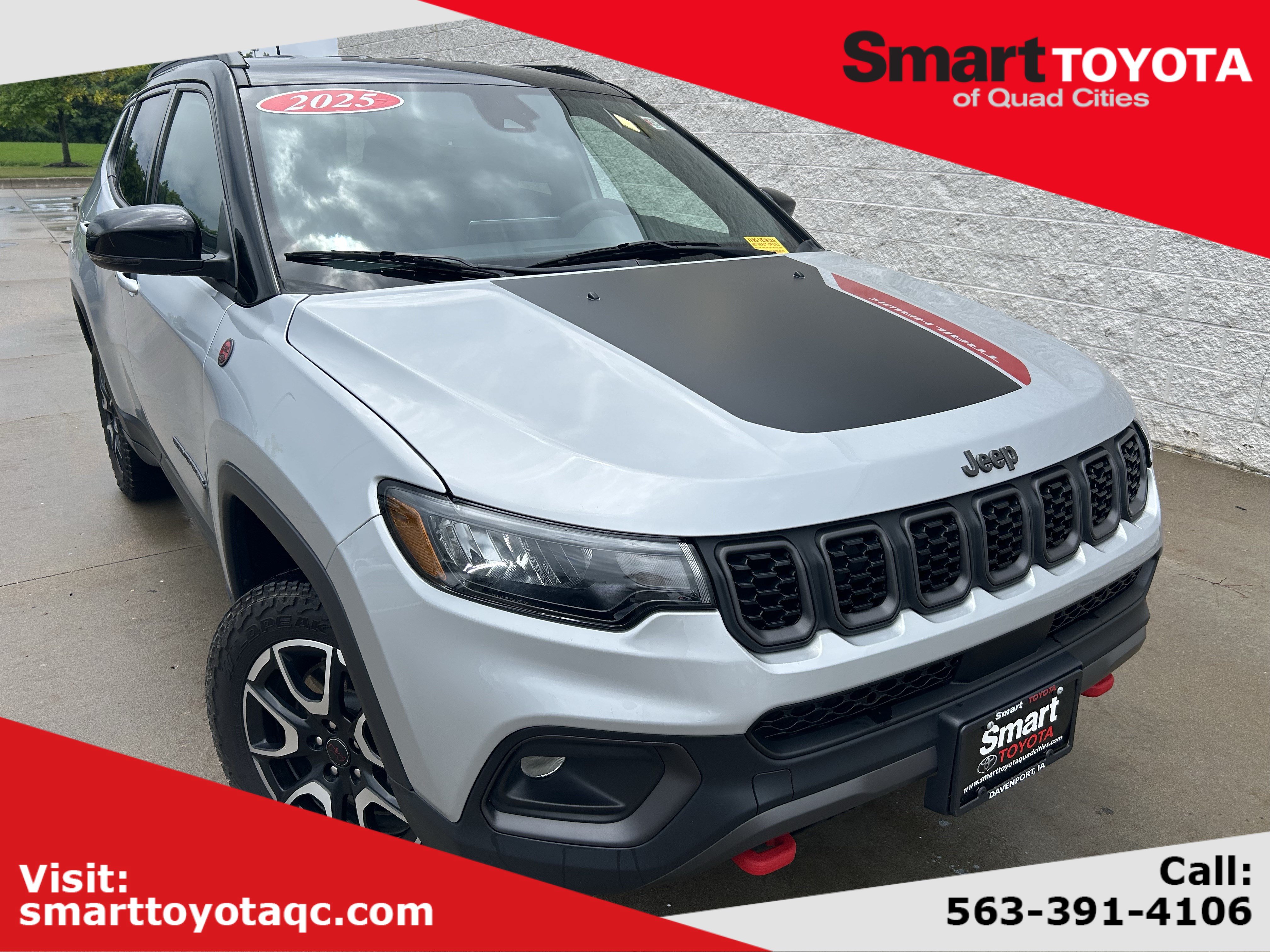 Used 2025 Jeep Compass Trailhawk