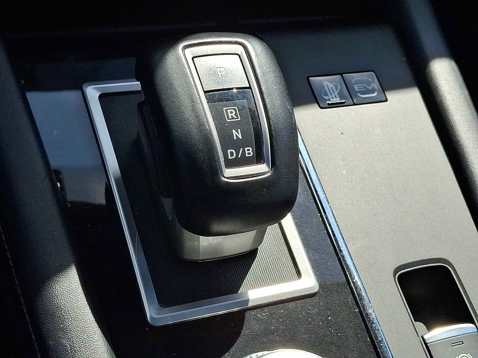 Used 2024 Mitsubishi Outlander Ralliart AWD/4WD image 15