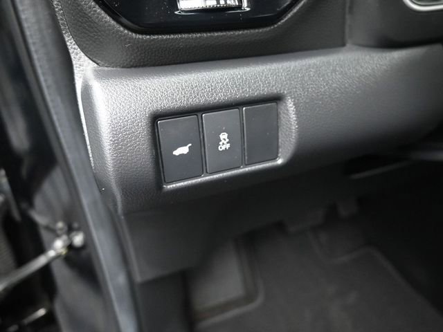 Used 2024 Honda Pilot Touring image 13