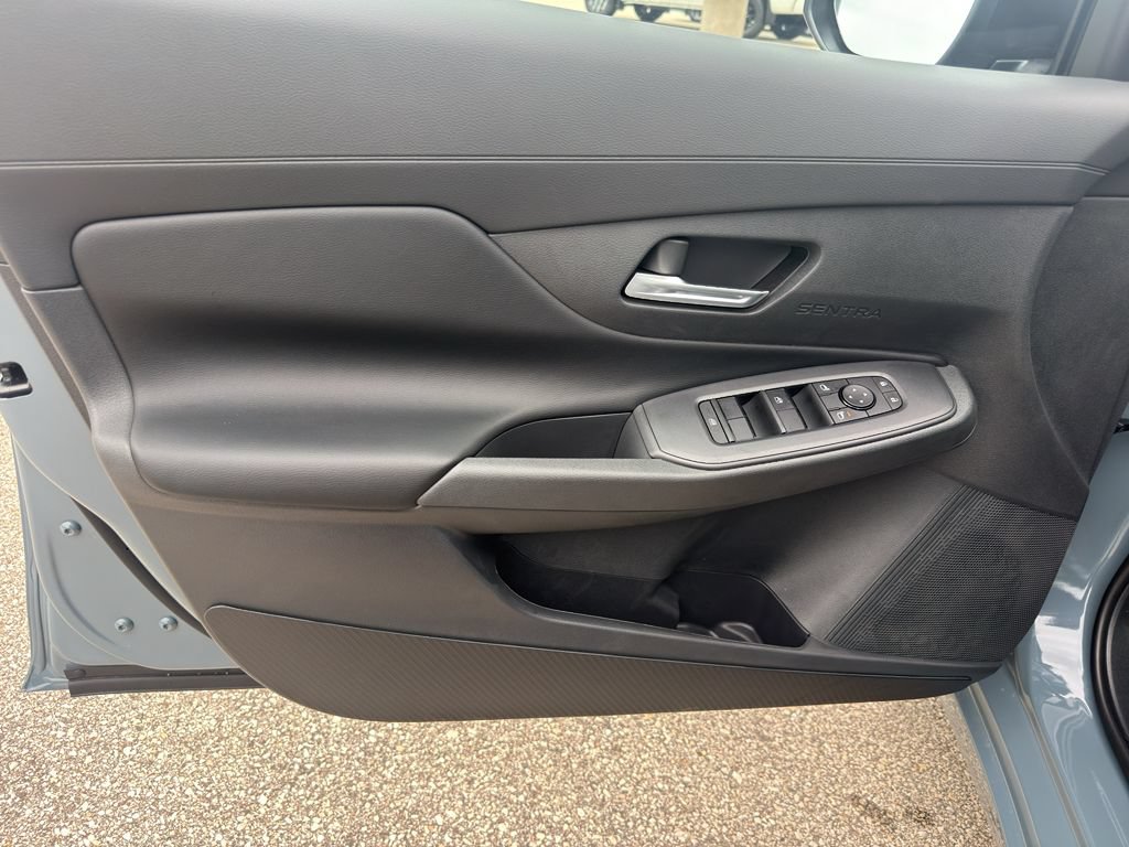 New 2027 Nissan Sentra SV FWD image 13