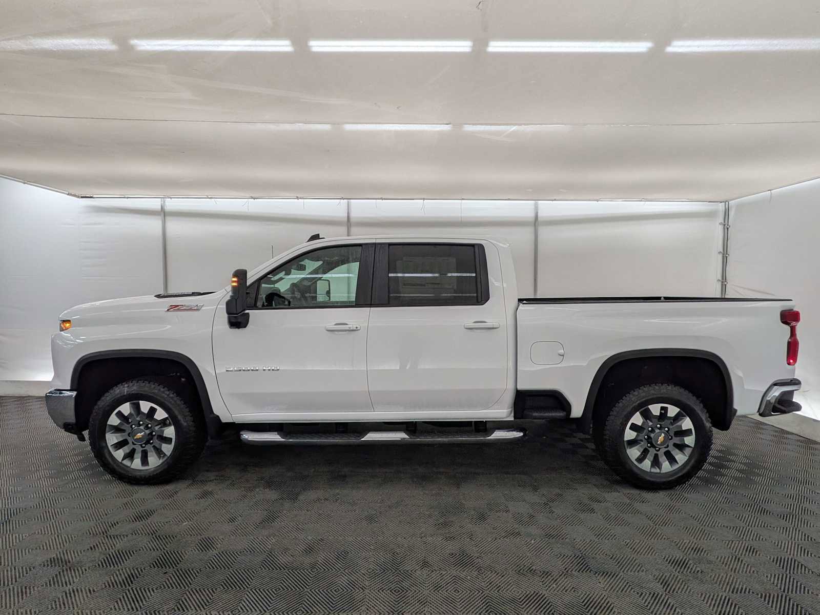 New 2026 Chevrolet Silverado 2500 LT image 3