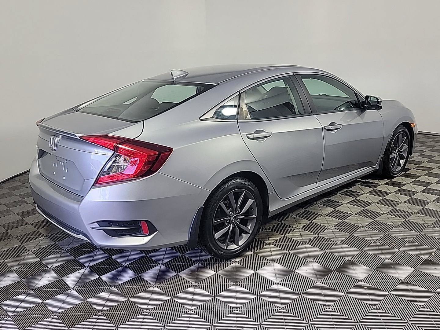 Certified 2020 Honda Civic EX image 4