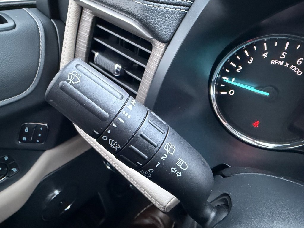 Used 2023 Ford Expedition Max Limited image 26