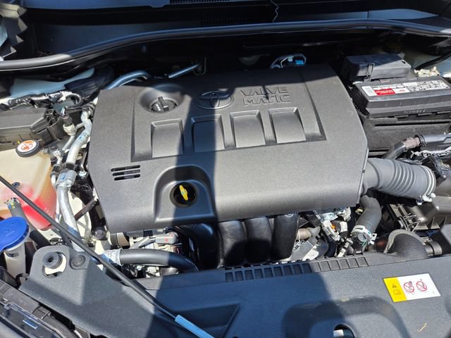Used 2020 Toyota C-HR XLE FWD image 21