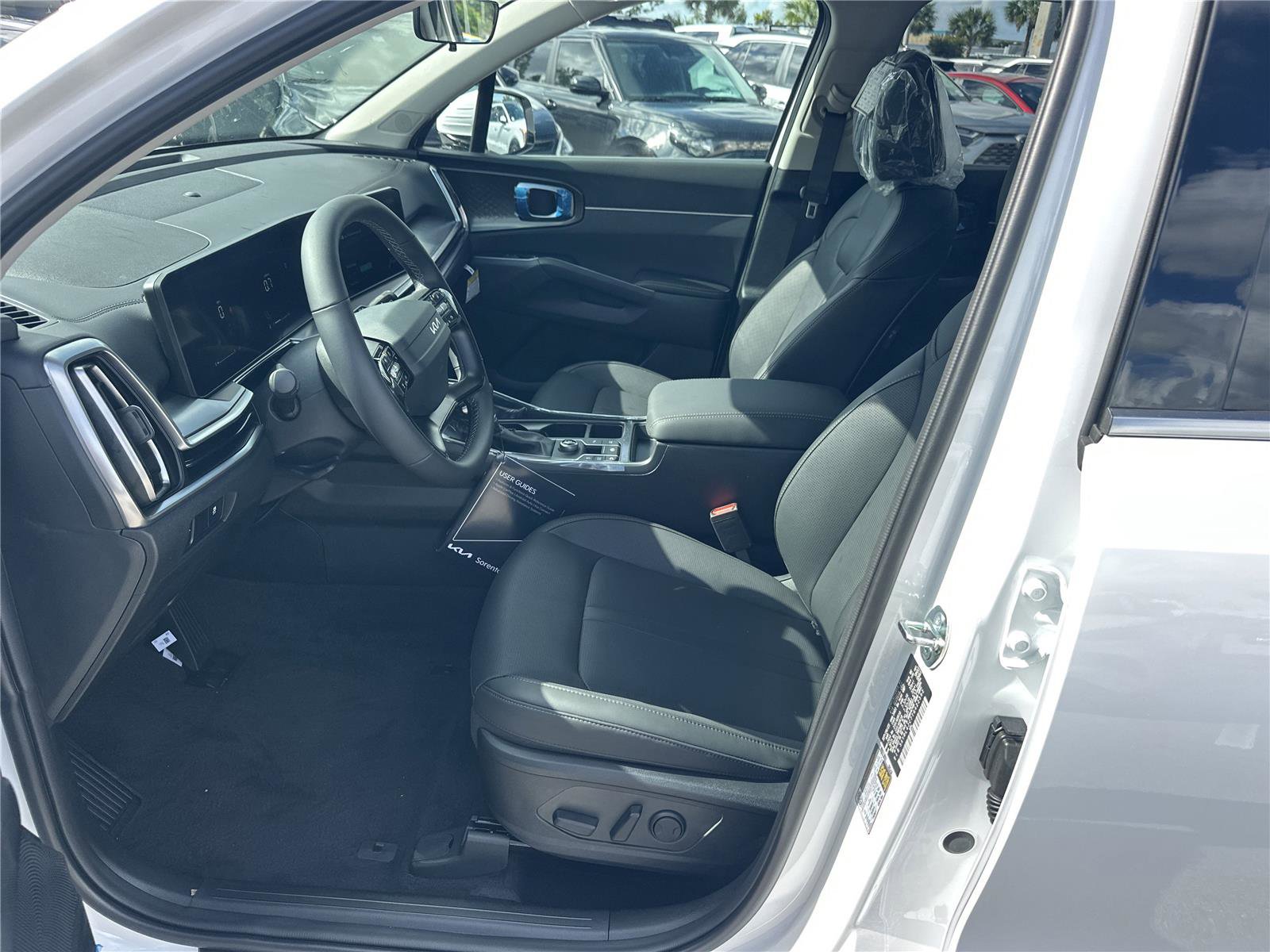New 2026 Kia Sorento S image 8