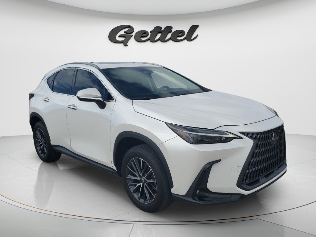 Used 2024 Lexus NX 250 FWD image 3