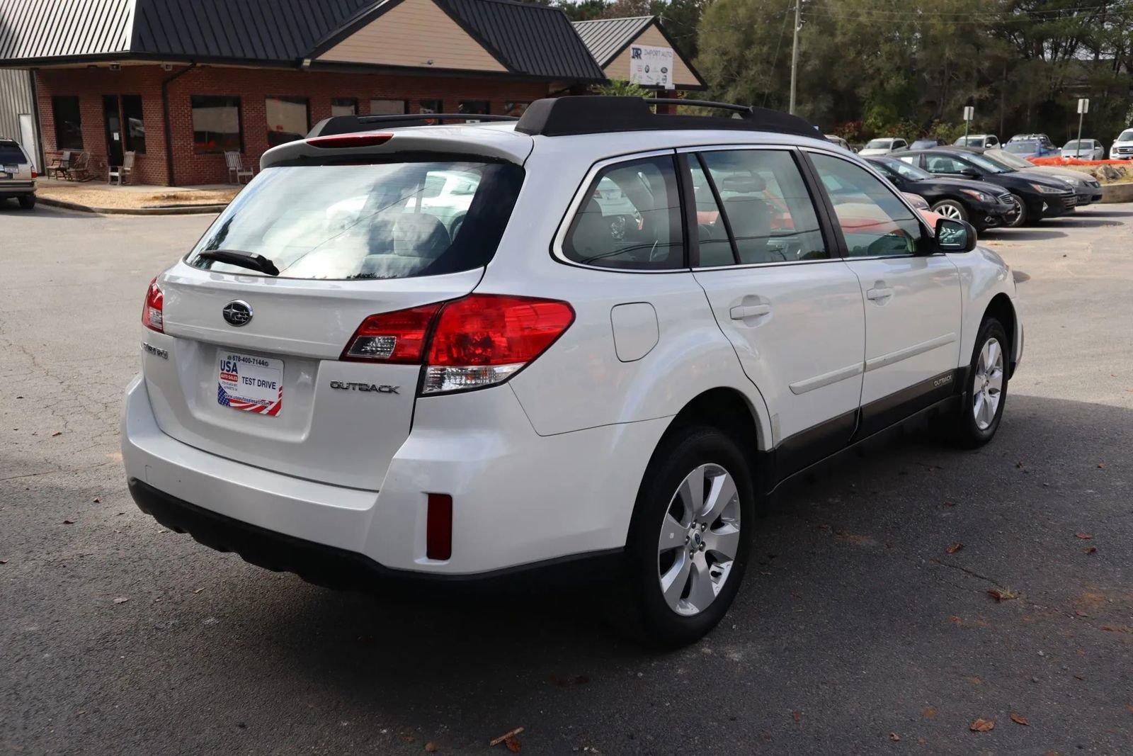 Used 2014 Subaru Outback 2.5i AWD/4WD image 6