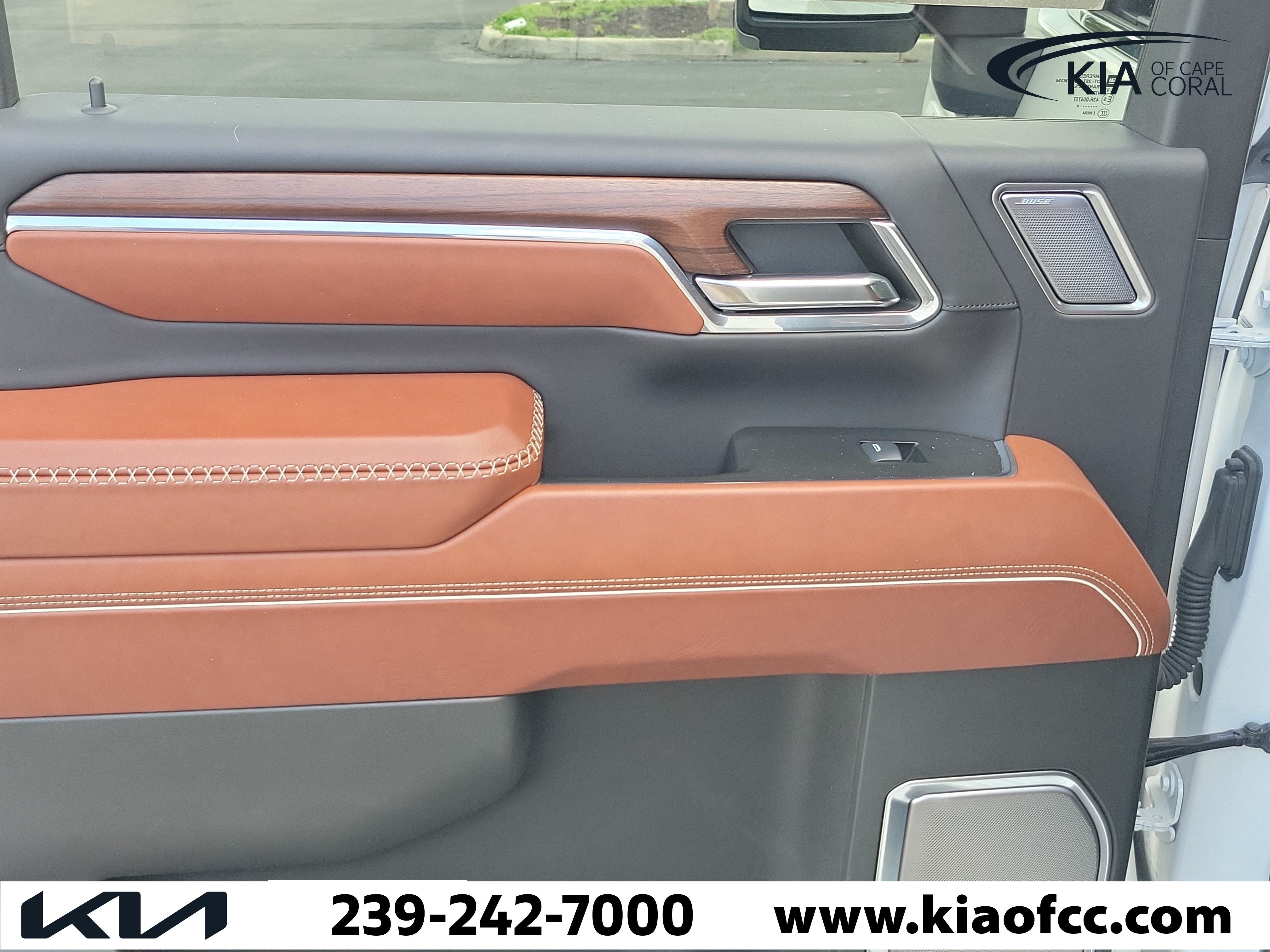 Used 2024 GMC Sierra 3500 Denali Ultimate AWD/4WD image 14