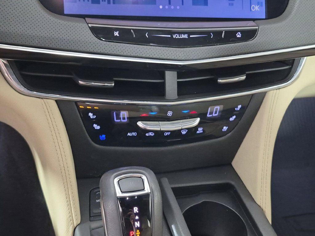Certified 2020 Cadillac CT6 Premium Luxury AWD/4WD image 26