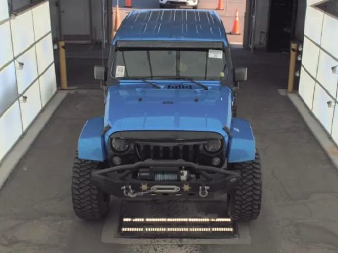 Used 2015 Jeep Wrangler Unlimited Sahara w/ Max Tow Package AWD/4WD image 6