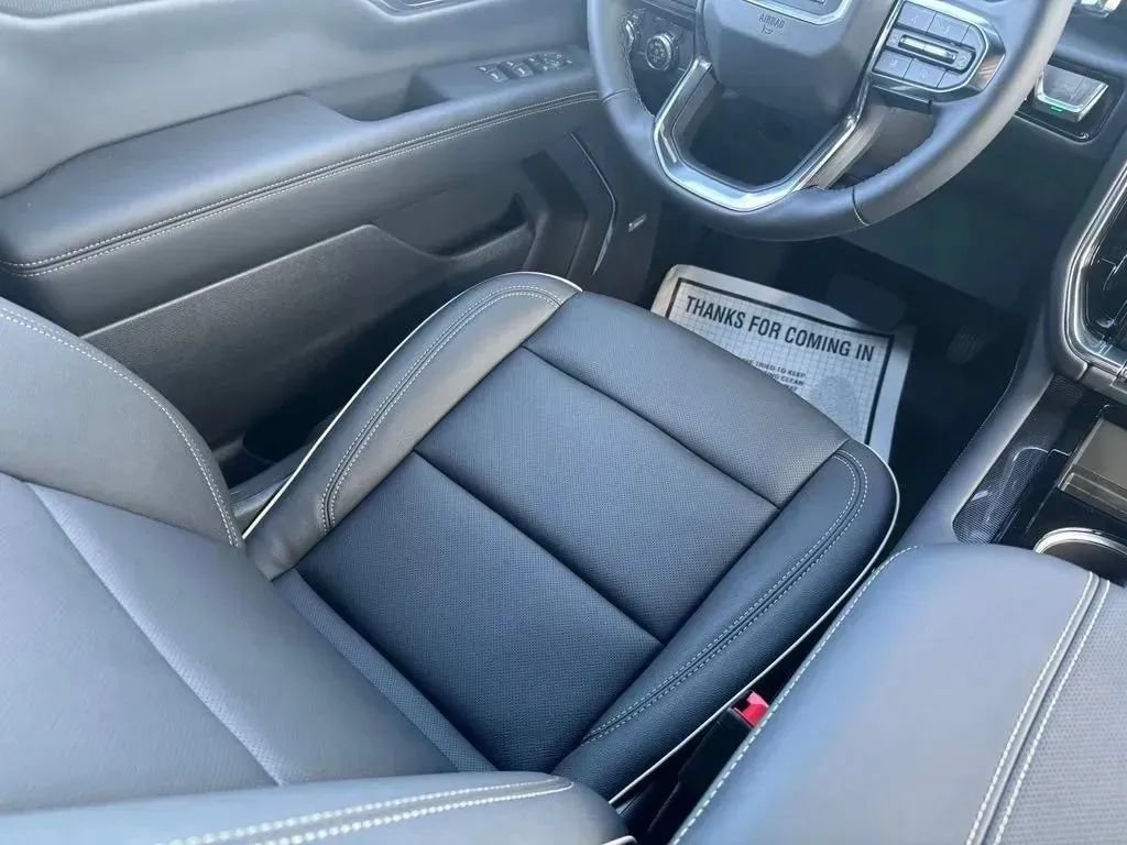 New 2026 GMC Yukon Elevation AWD/4WD image 23
