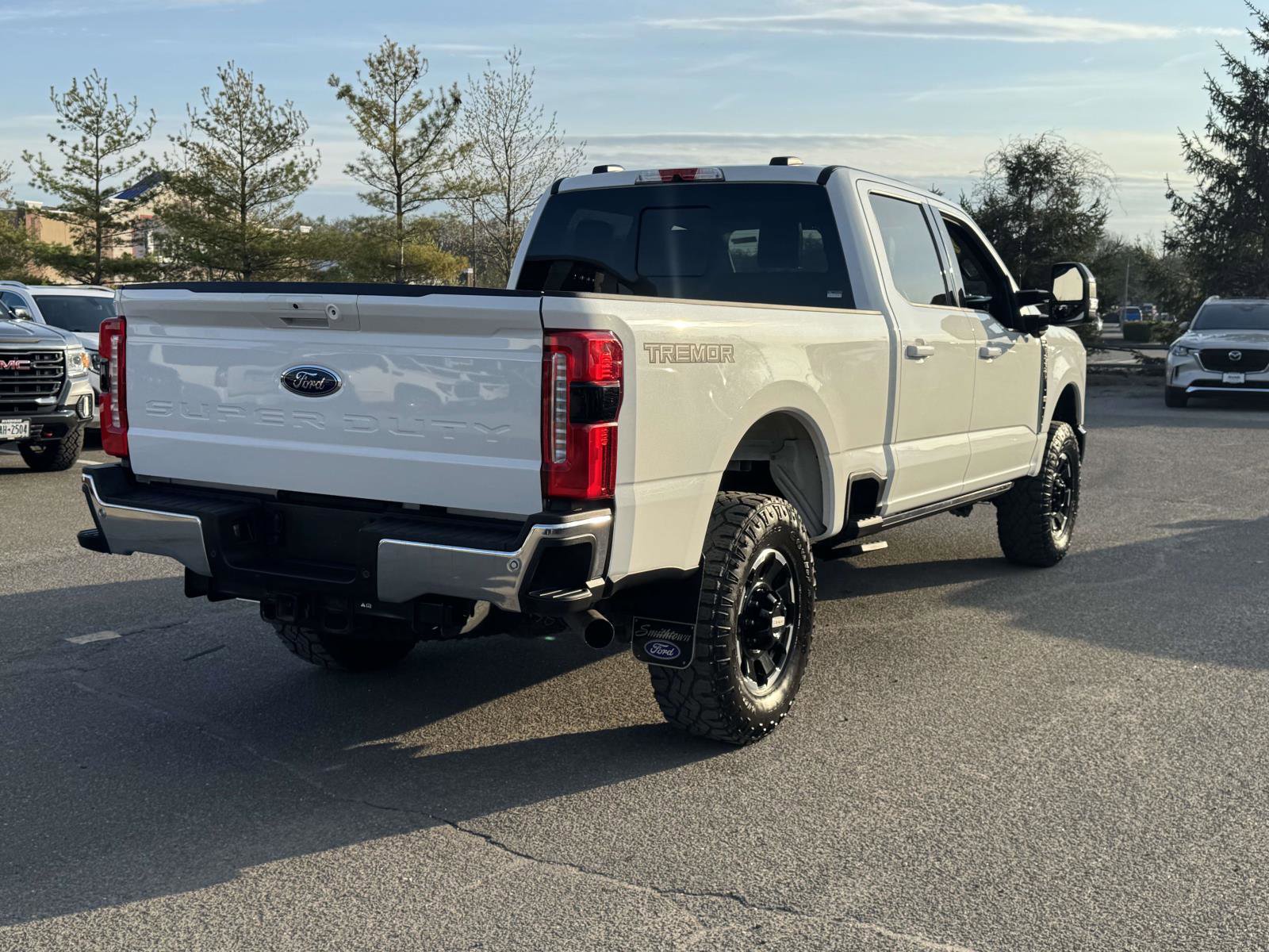 Used 2025 Ford F250 Lariat w/ Lariat Ultimate Package AWD/4WD image 6