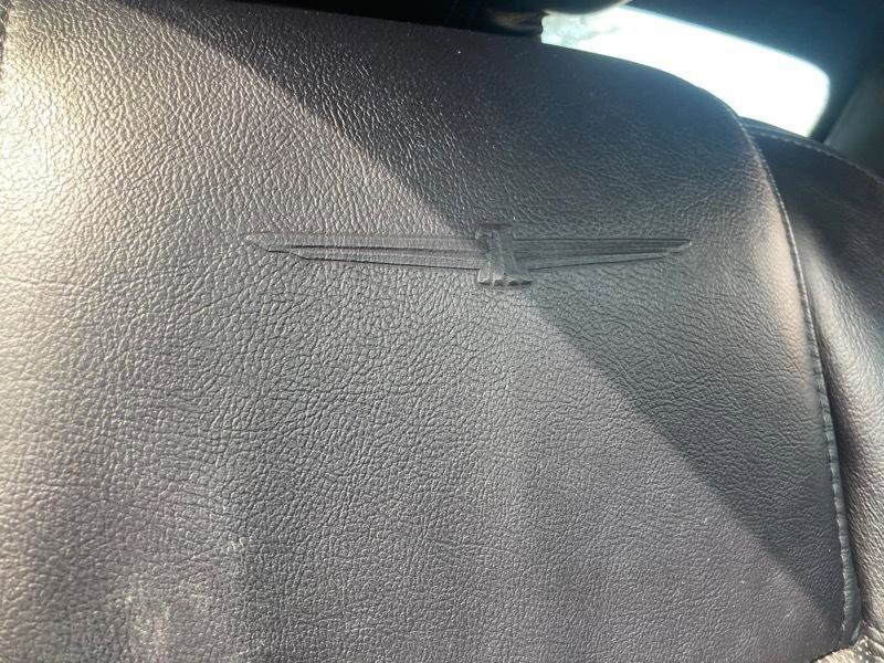 Used 2004 Ford Thunderbird image 22