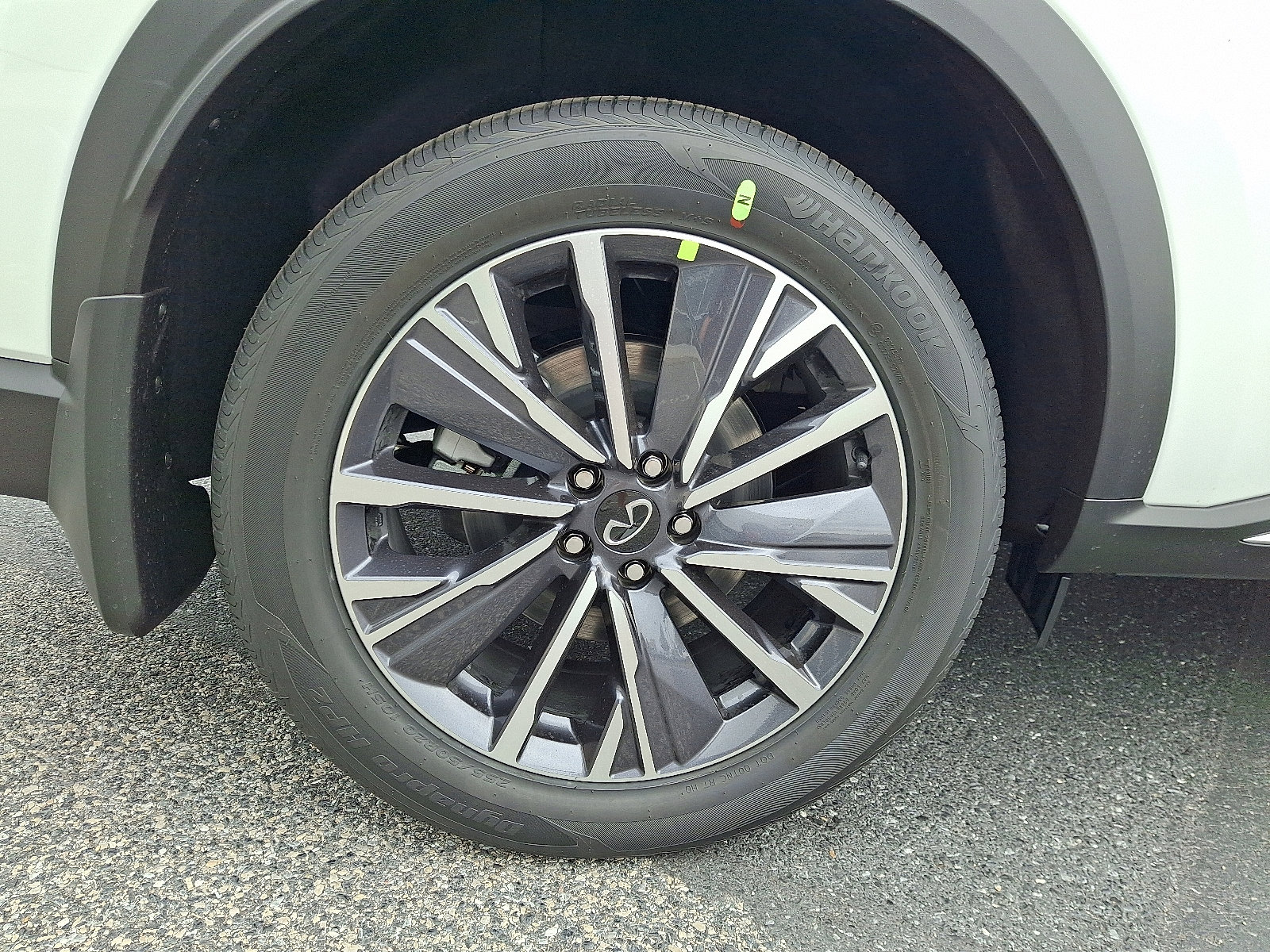 New 2026 INFINITI QX60 Luxe image 5