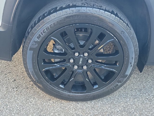 Used 2023 GMC Acadia SLT w/ Elevation Edition AWD/4WD image 5