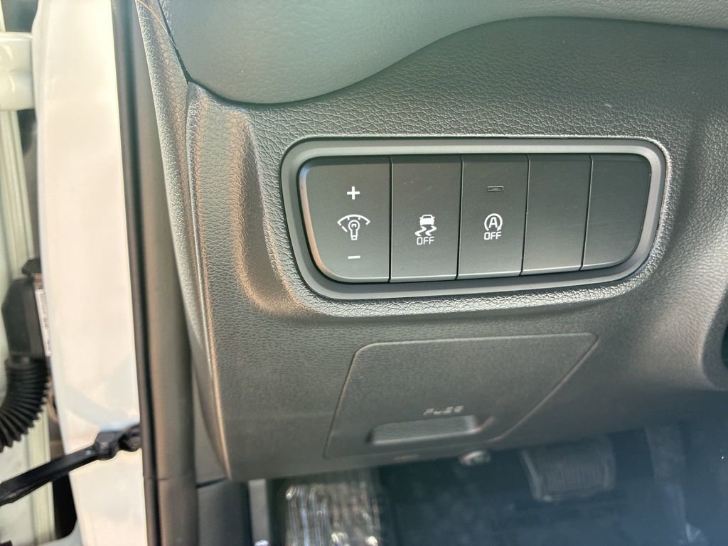 Used 2025 Kia Soul LX image 35