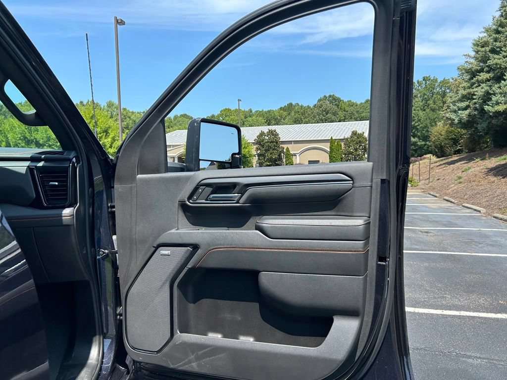 Used 2024 GMC Sierra 3500 AT4 w/ Technology Package AWD/4WD image 63