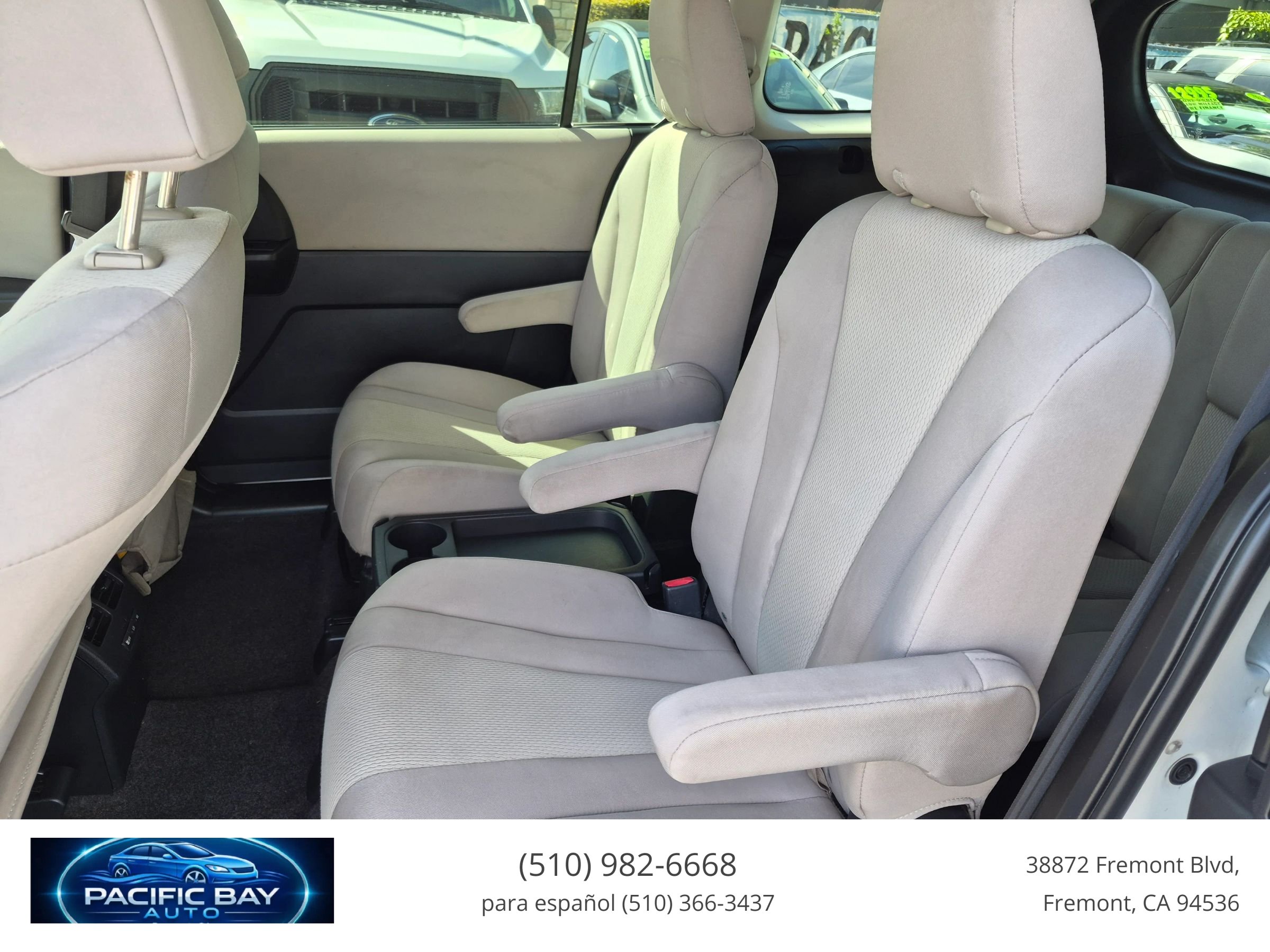 Used 2015 MAZDA MAZDA5 Sport FWD image 12