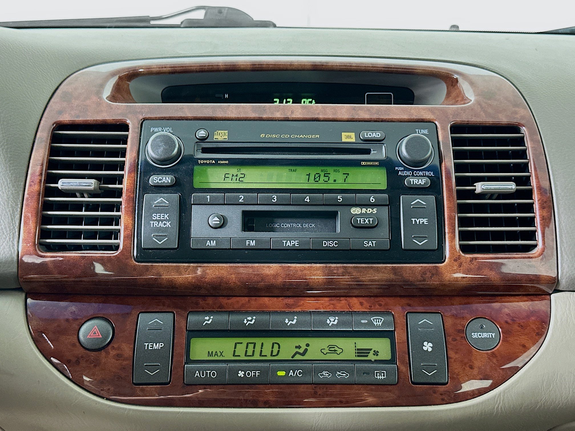 Used 2006 Toyota Camry XLE FWD image 21